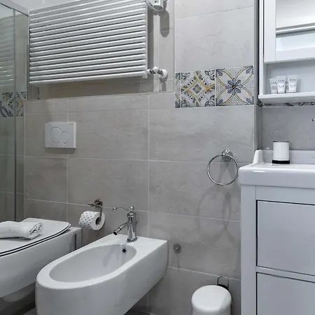 アパート Realkasa Center Flat *